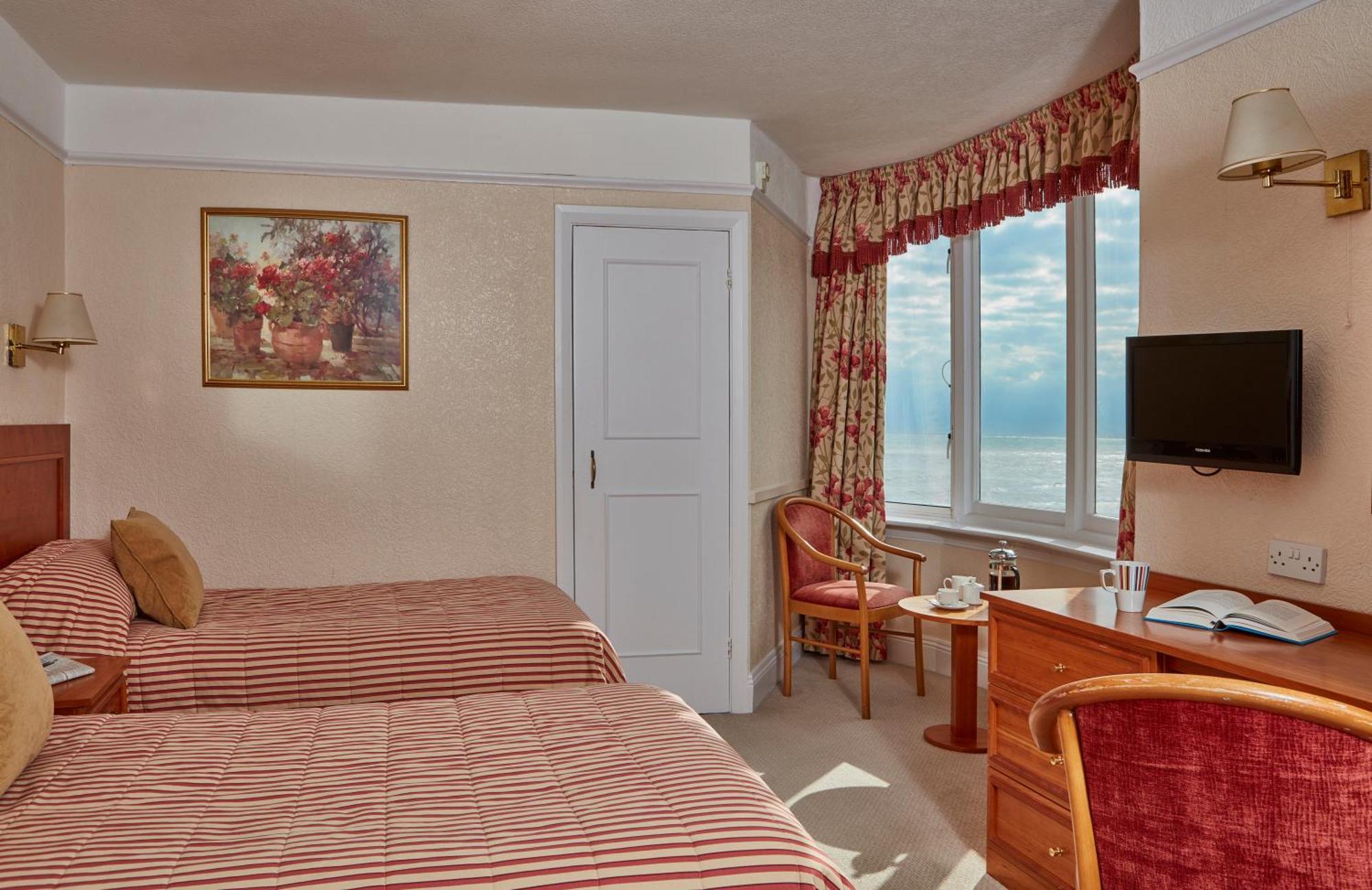 Twin Room Sea View,1592081319:JPEG